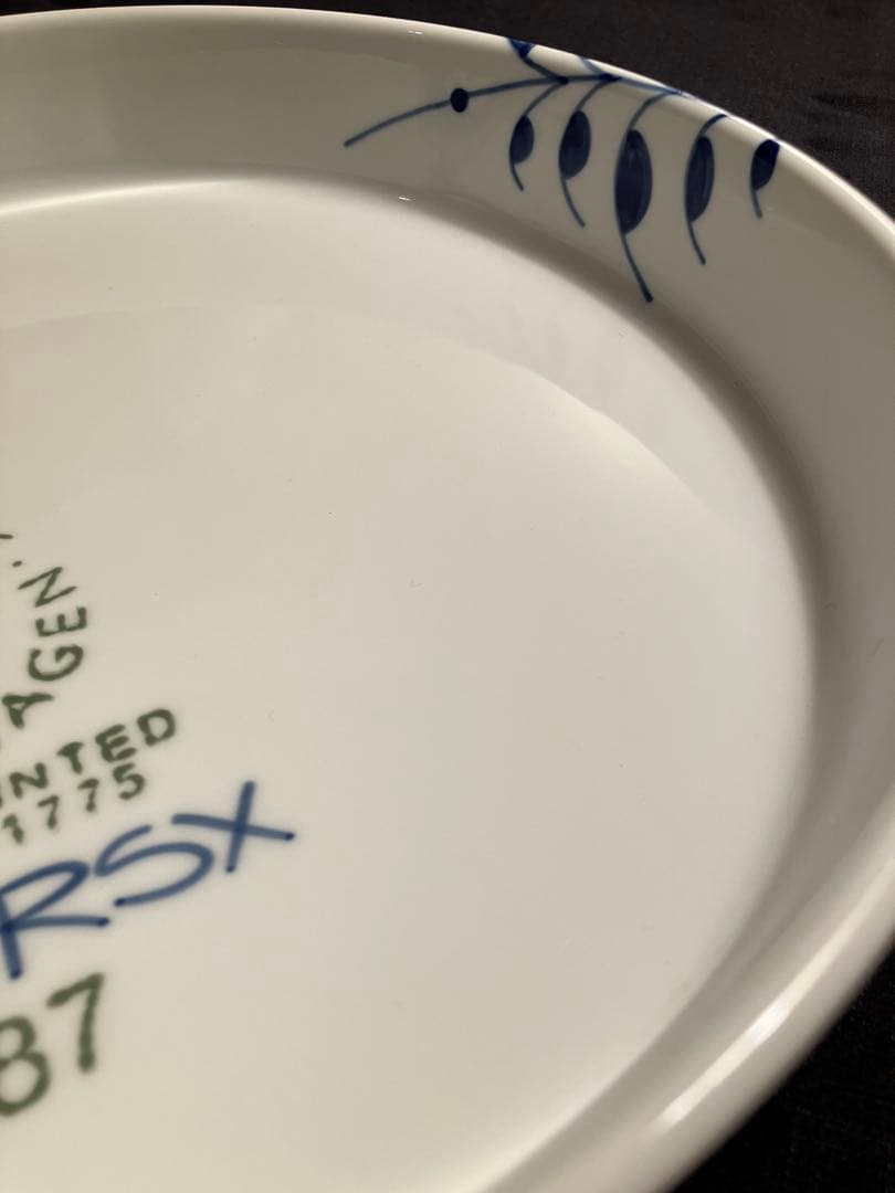 ✳︎ロイコペ✳︎ シグネチャー ブルーフルーテッド メガ オーブンウェア 最終価格