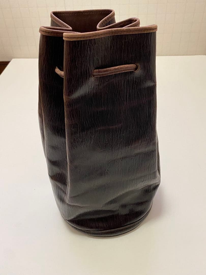 ミキアモ　レザーバッグ　ショルダーバッグ