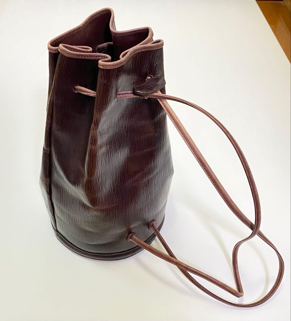 ミキアモ　レザーバッグ　ショルダーバッグ