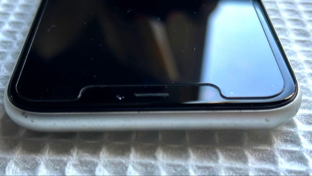 iPhone XR 128GB 白
