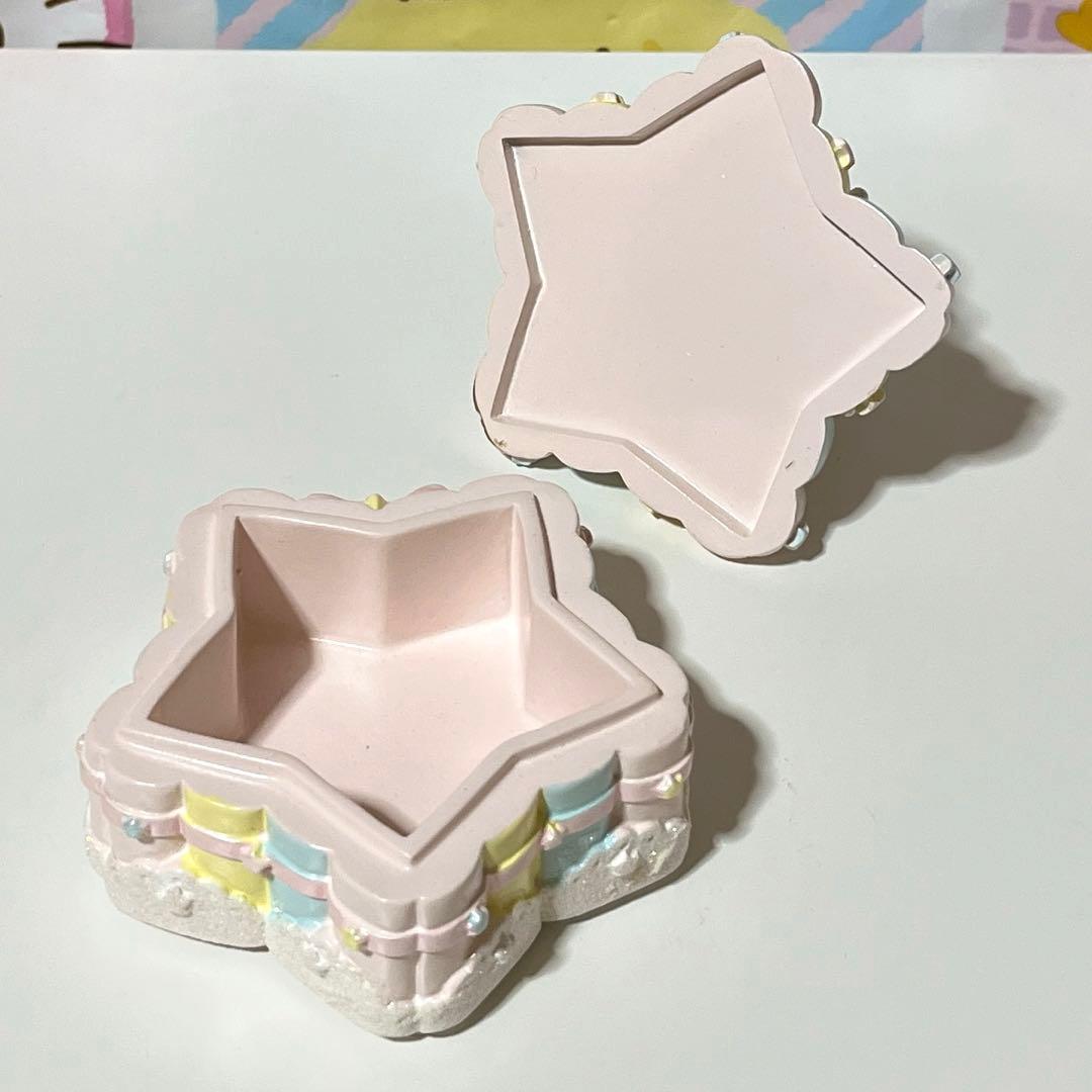 キキララ ケーキ型小物入れ