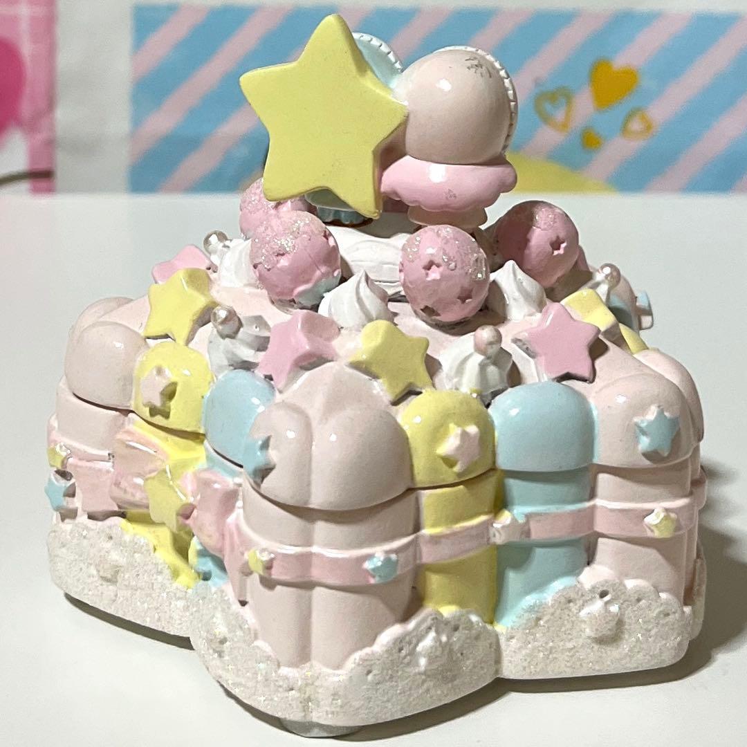 キキララ ケーキ型小物入れ