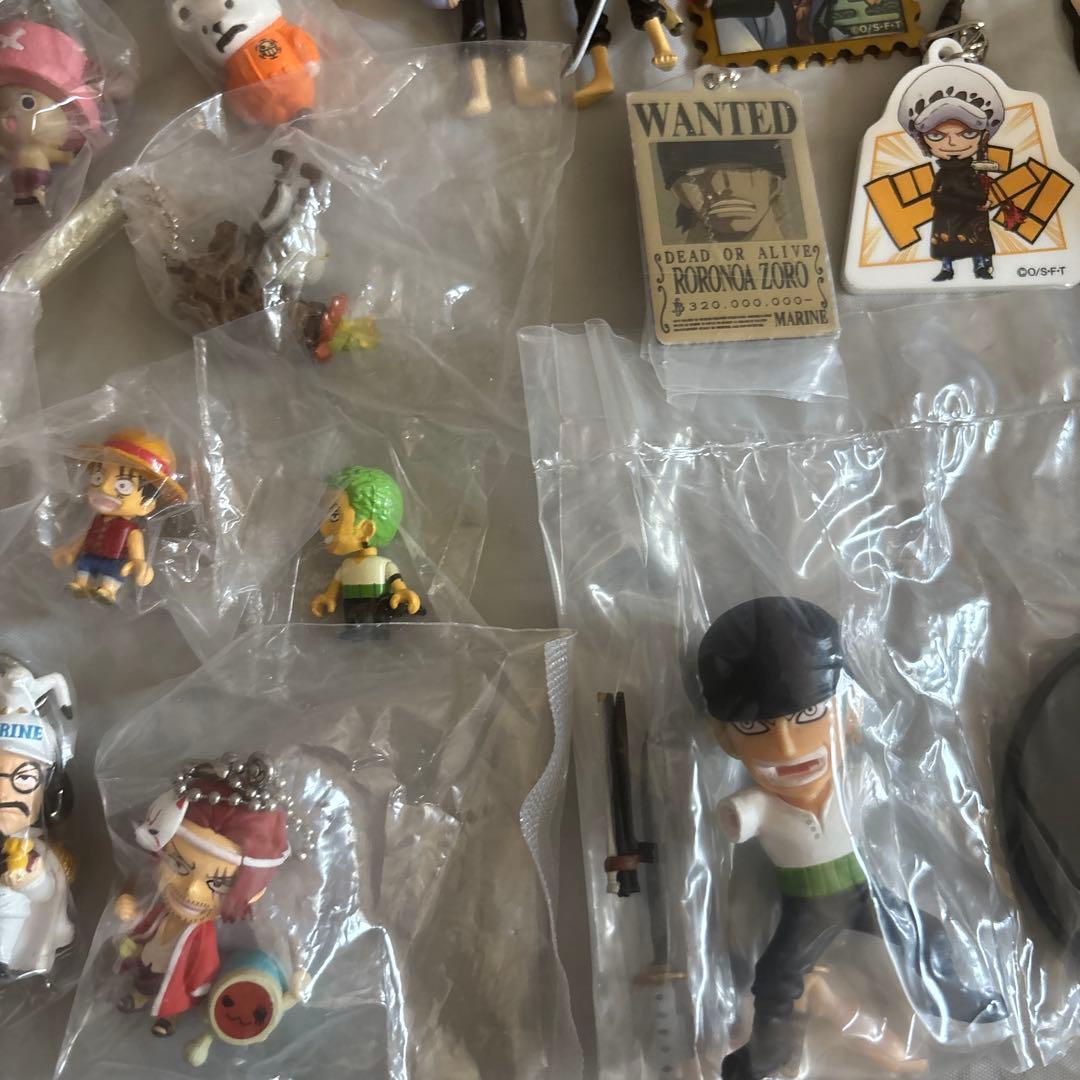 ONEPIECE ワンピース グッズ 缶バッジ まとめ売り 大量 アニメグッズ