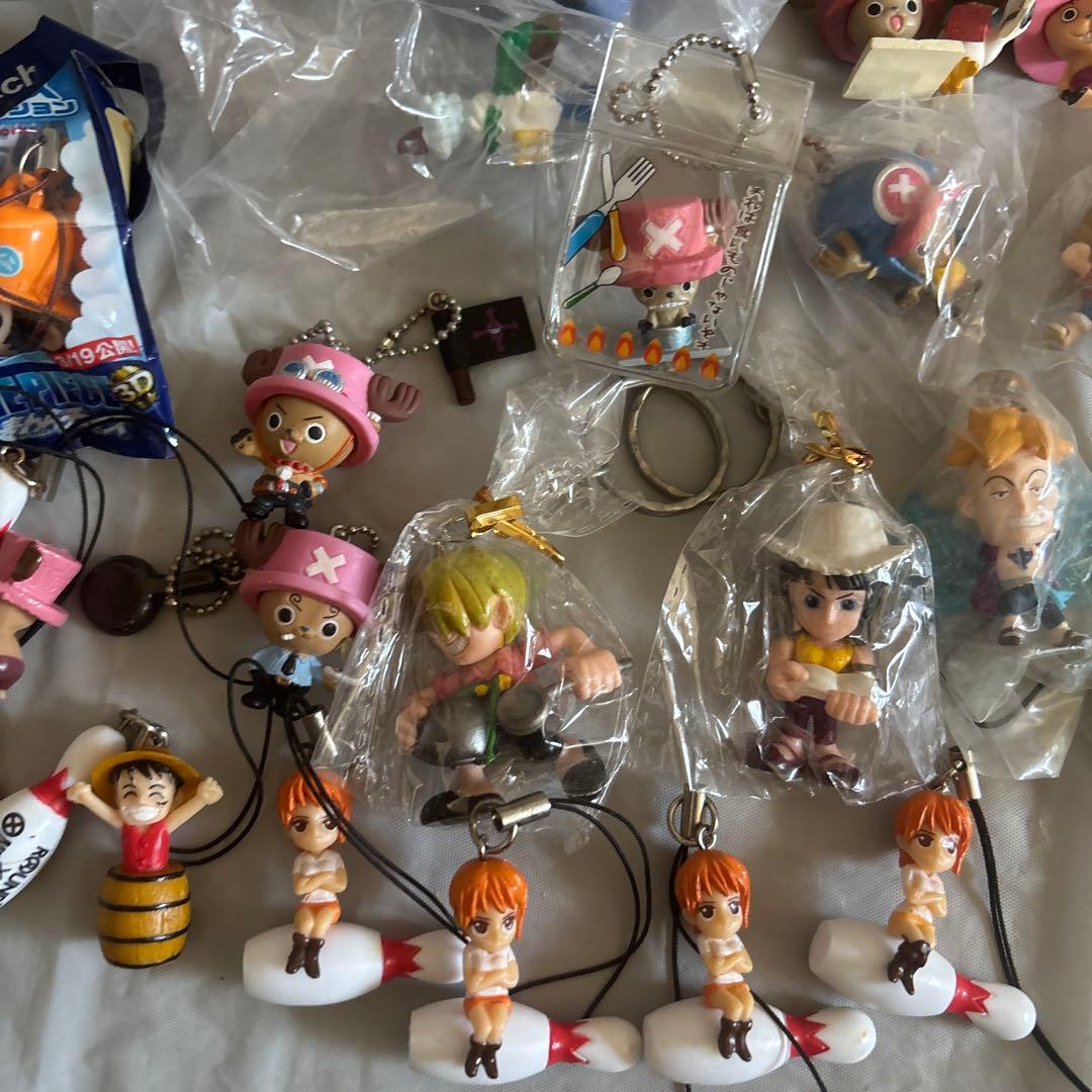ONEPIECE ワンピース グッズ 缶バッジ まとめ売り 大量 アニメグッズ