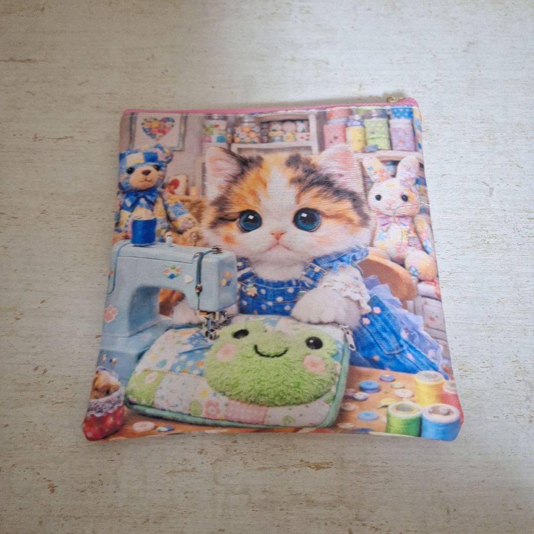 パンダパネル生地　ハンドメイド　フラットポーチ