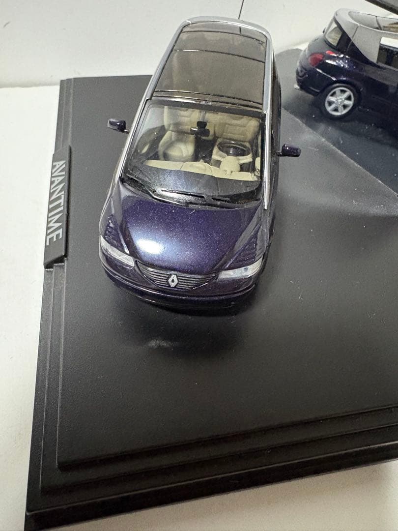 絶版希少　ルノー アヴァンタイム 1/43 ミニカー 紫パープル RENAULT