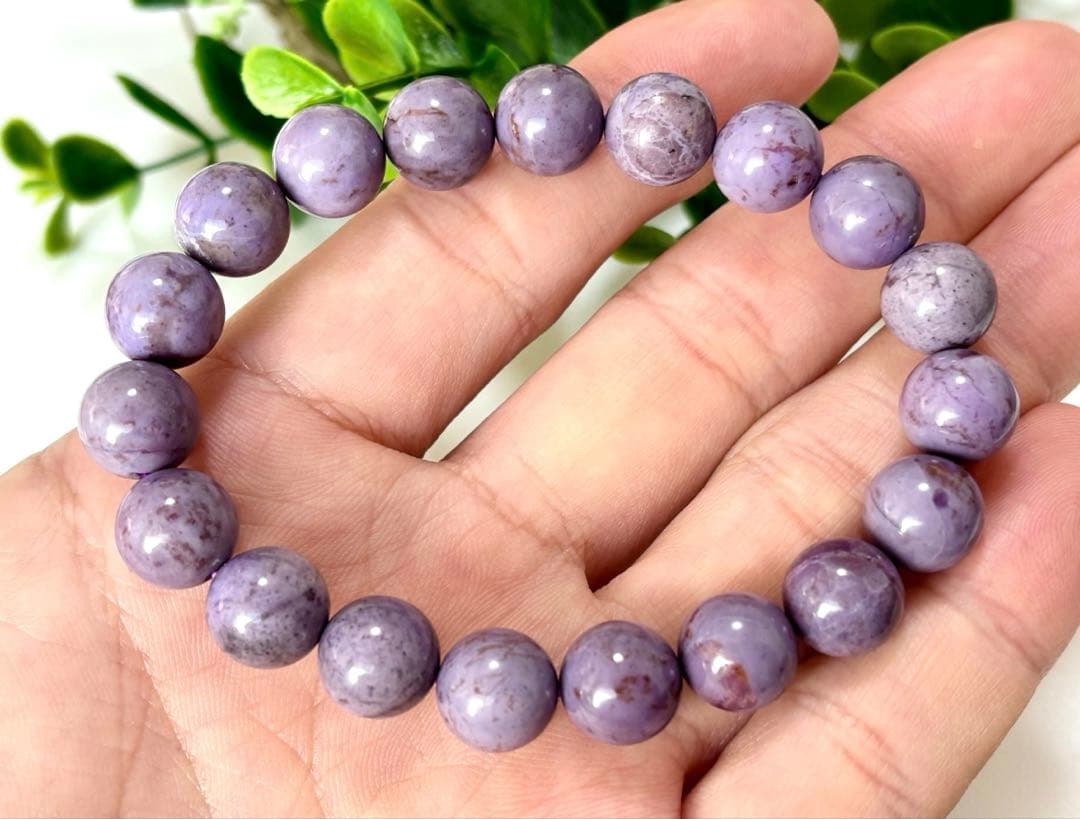 究極品質　超秘蔵放出　神々の力宿る幻の翡翠　ロイヤルラベンダートルコジェイド