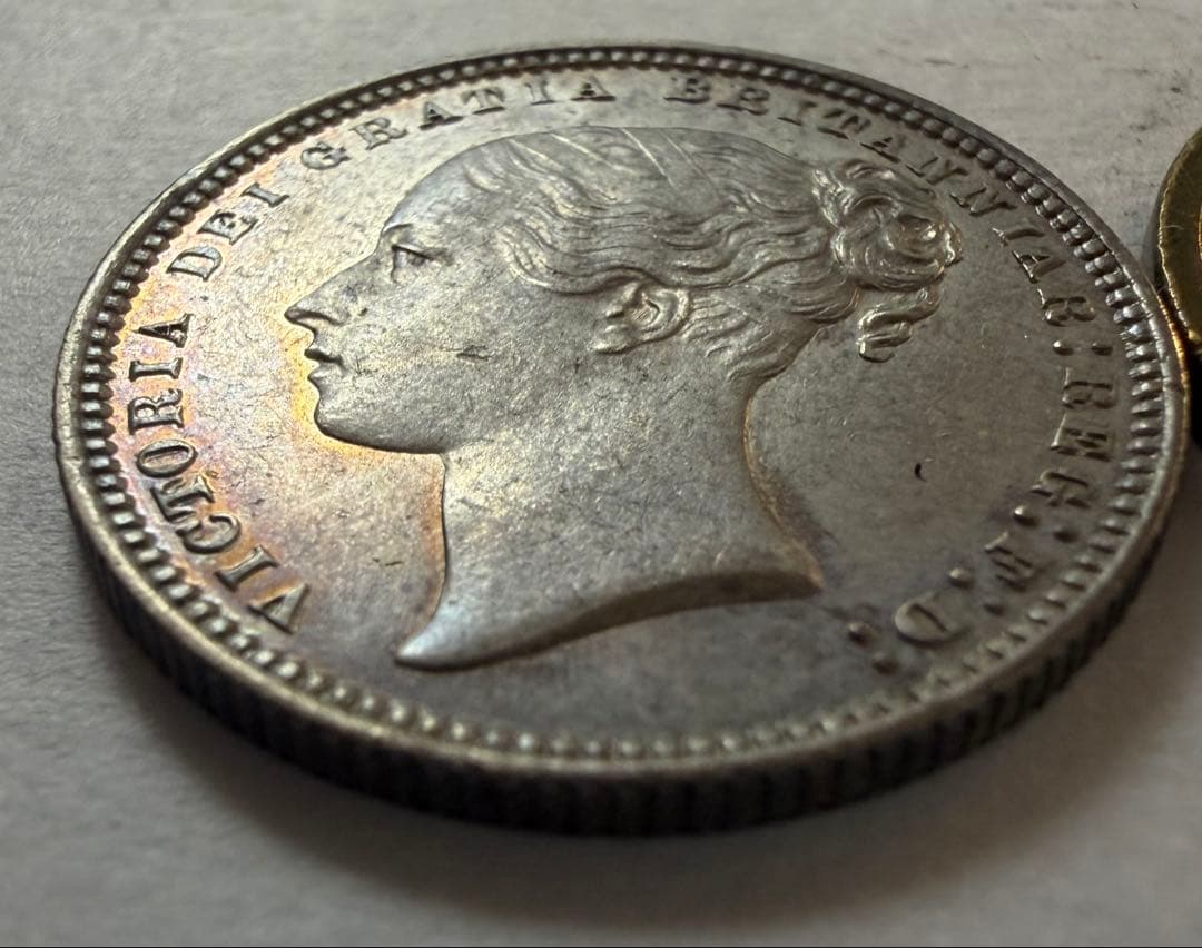 糸*凧様 1873年英国ヤングヴィクトリア女王 シリング銀貨ハイグレード