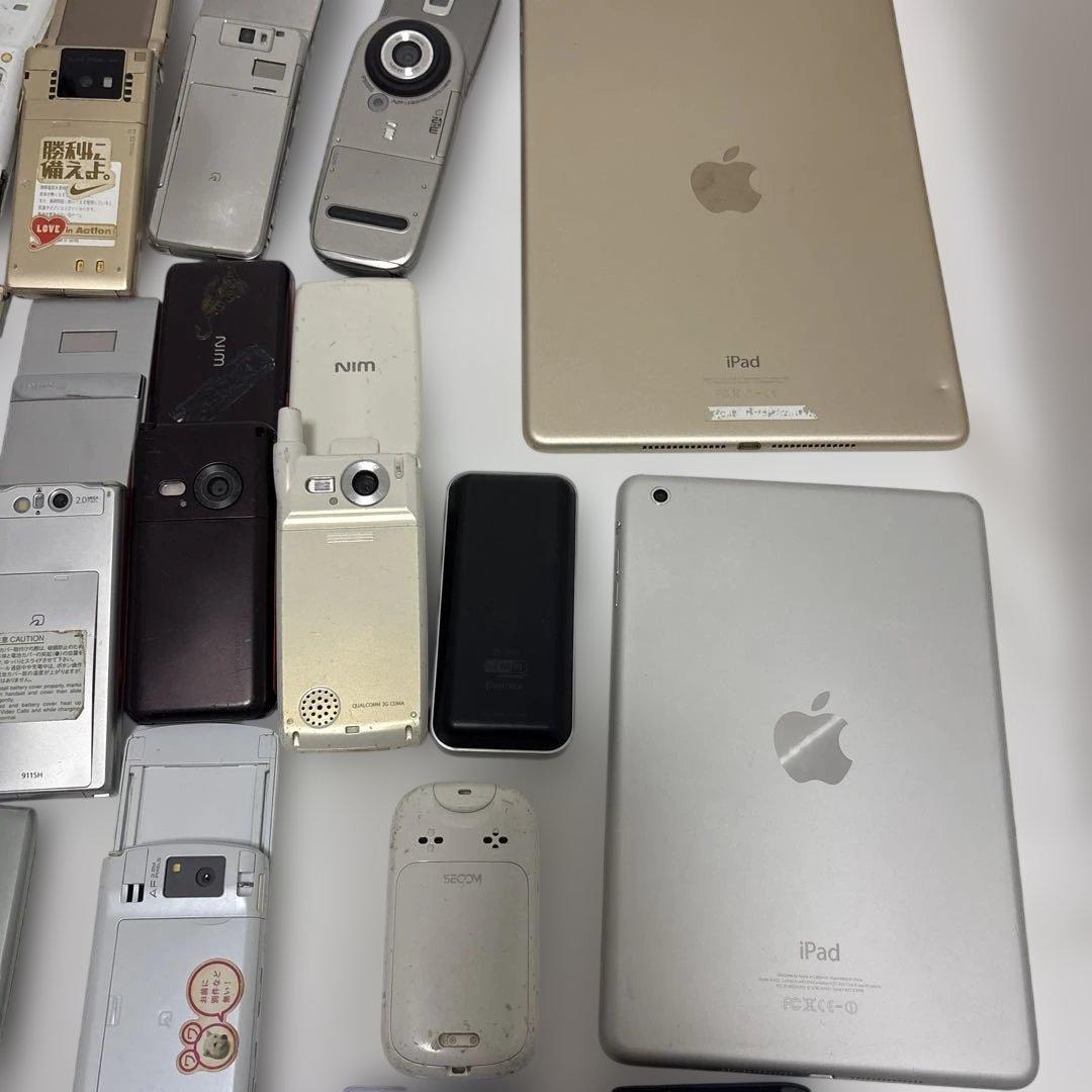 む*ん様 スマートフォン9台・タブレット2台・携帯電話ガラケー32台まとめ 他2