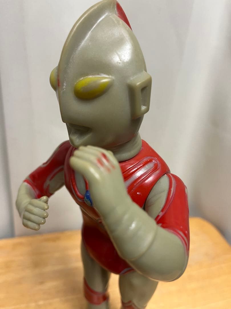 昭和のフィギュア ウルトラマンBullmark 約30cm ジャンク品