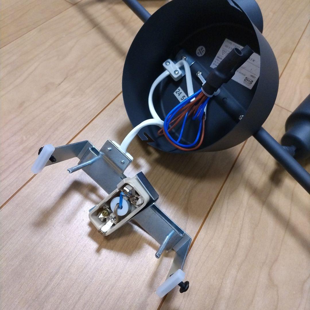 IKEA　クヌートボー　グレー　ほぼ使用せず　リモコンLED4灯付き