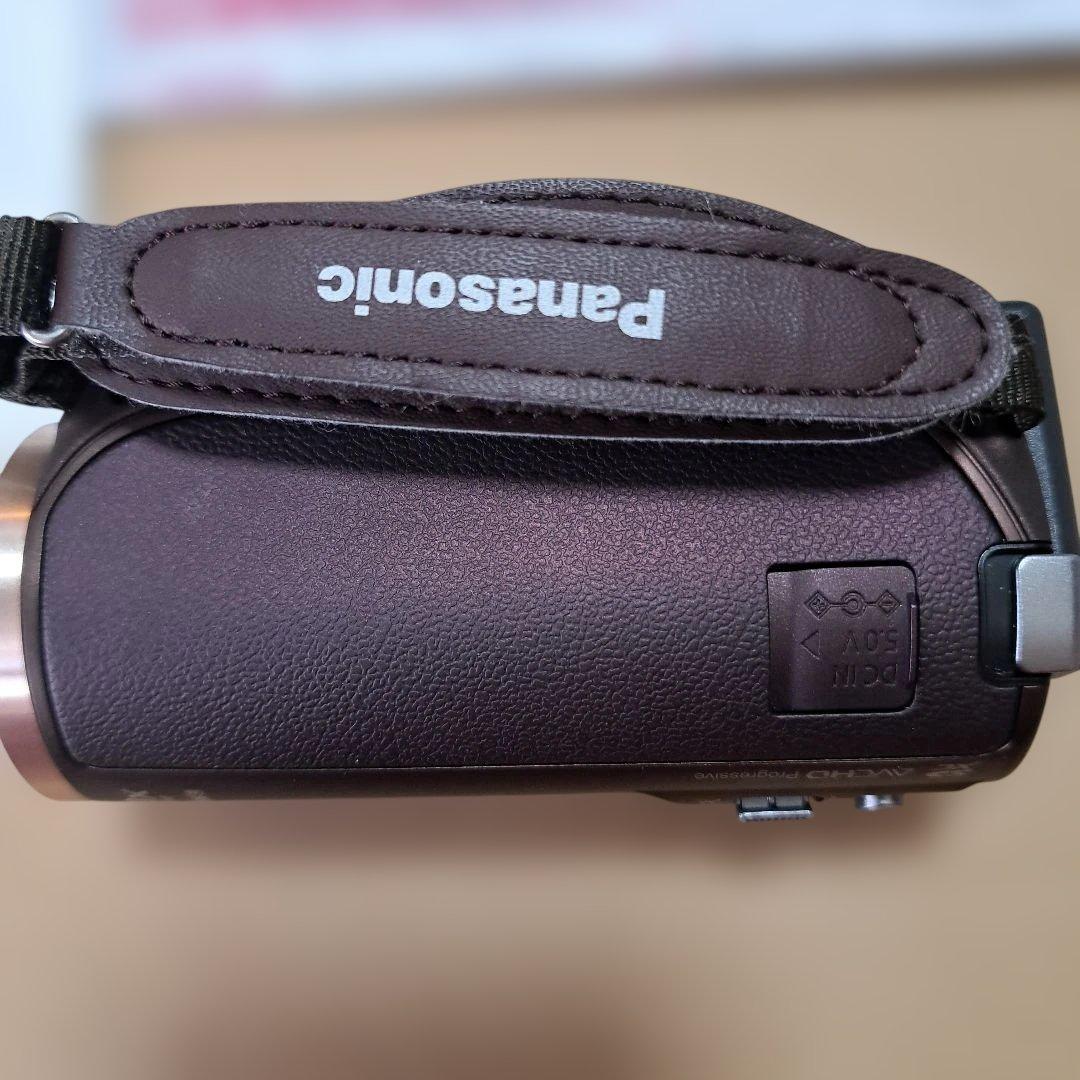 美品　Panasonic HC-V550M-T ビデオカメラ ブラウン