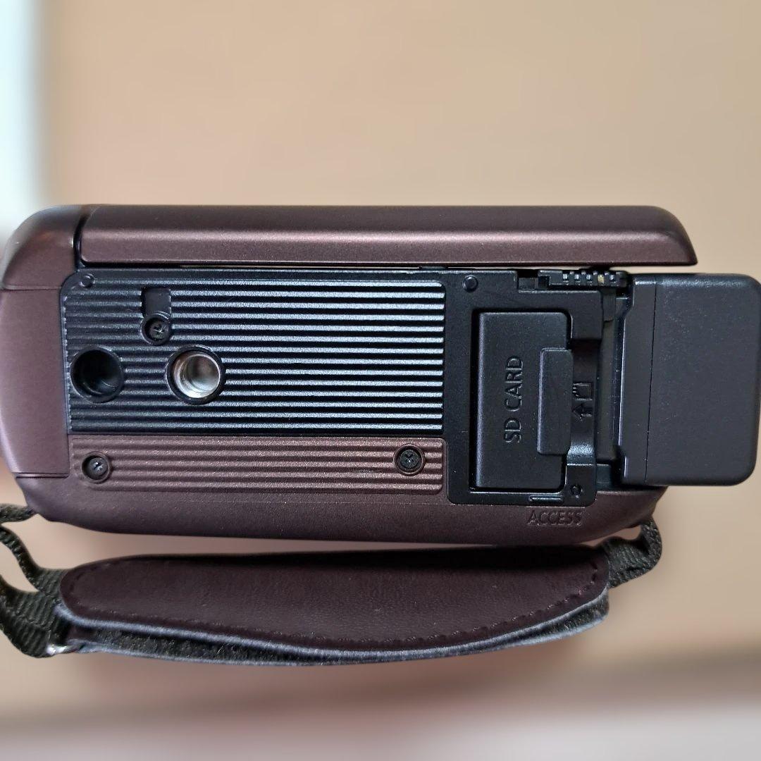美品　Panasonic HC-V550M-T ビデオカメラ ブラウン