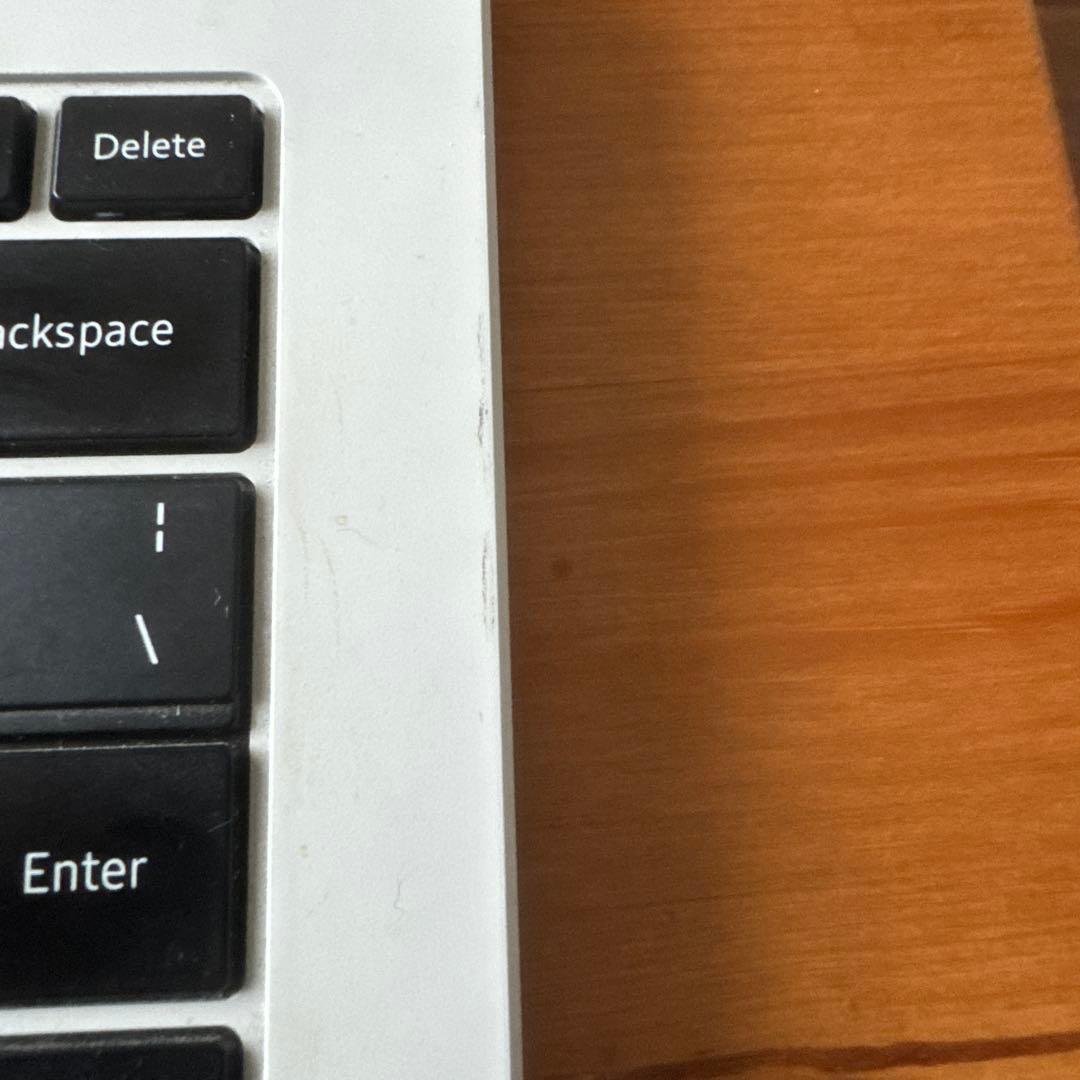 ノートpc シルバー 英語配列　ryzen7 7840hs