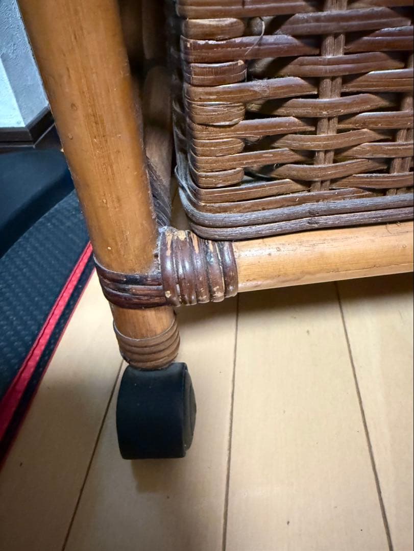 ＊送料込み＊ラタン＊籐家具＊5段チェスト＊カバーのおまけ付き＊