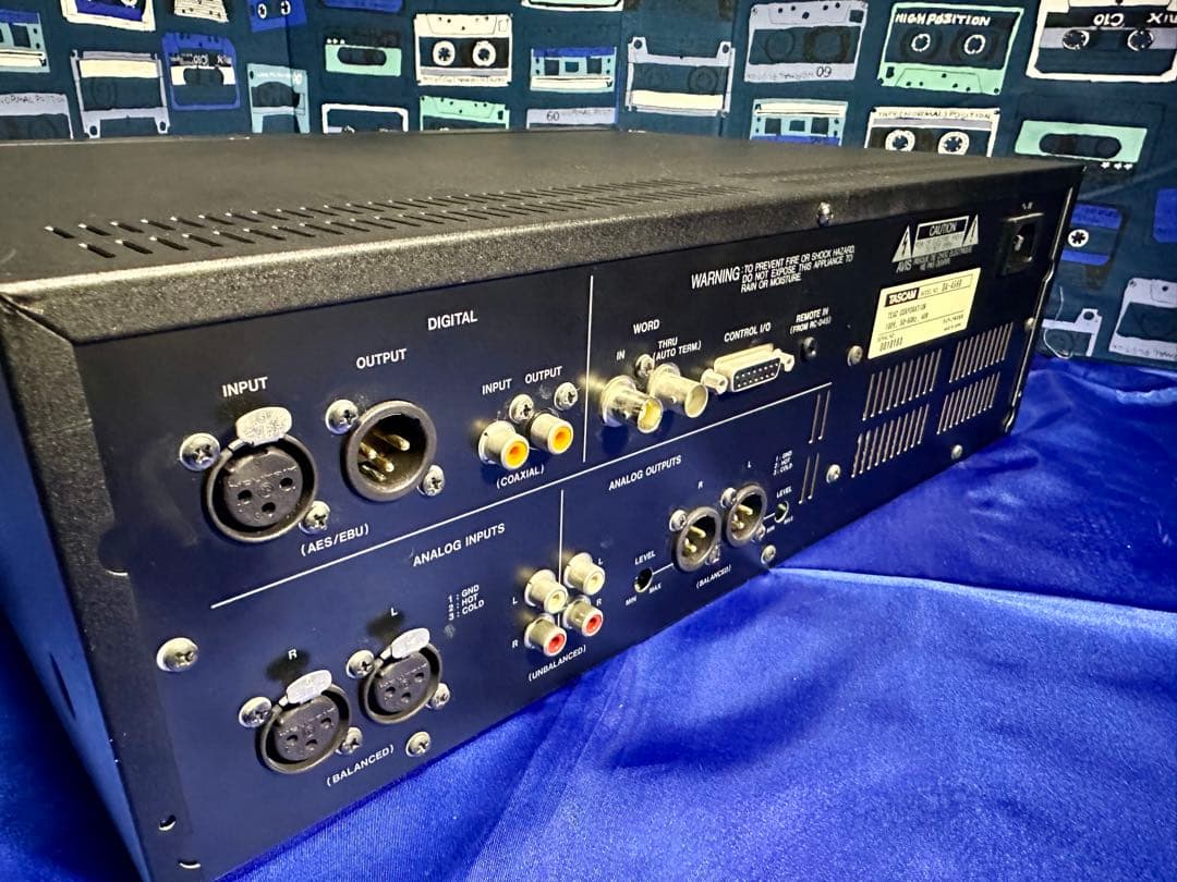 TASCAM　高級プロ業務用ハイレゾDATデッキ　DA-45HR　EX200