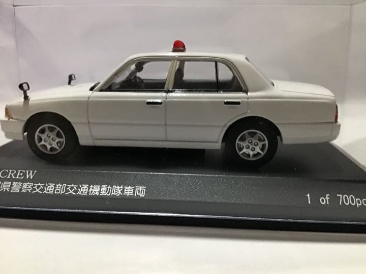 レイズ 1/43 NISSAN クルー