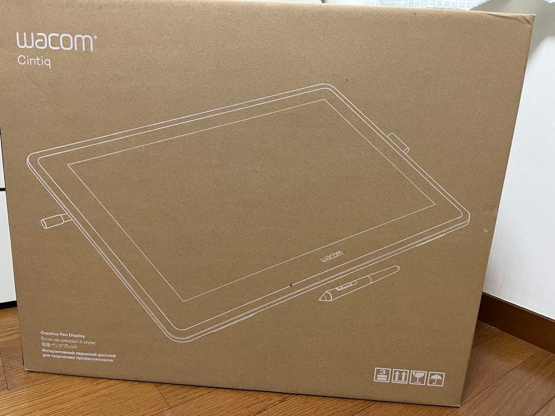 【美品】Wacom Cintiq 22 FHD＋Pro Pen 2＋替芯5本＋箱