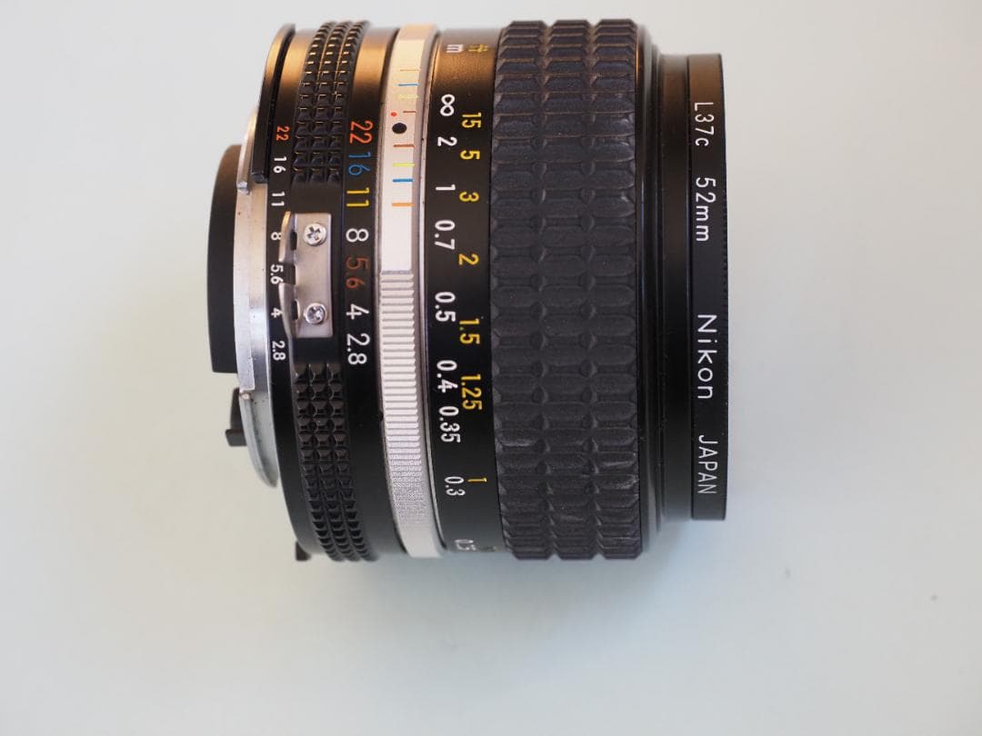 ニコン AI Nikkor 28mm f/2.8S 美品 元箱、純正フィルター付