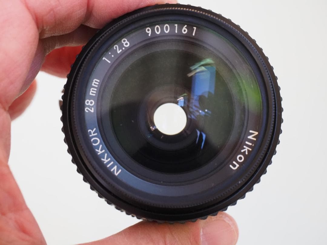ニコン AI Nikkor 28mm f/2.8S 美品 元箱、純正フィルター付
