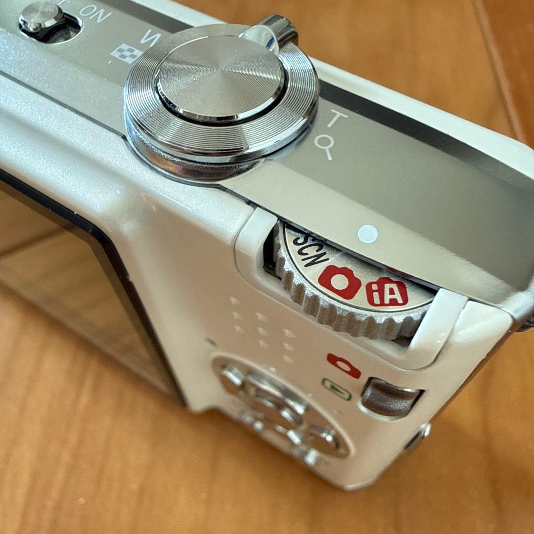 Panasonic ルミックス　DMC-FX35 コンパクトデジタルカメラ　白