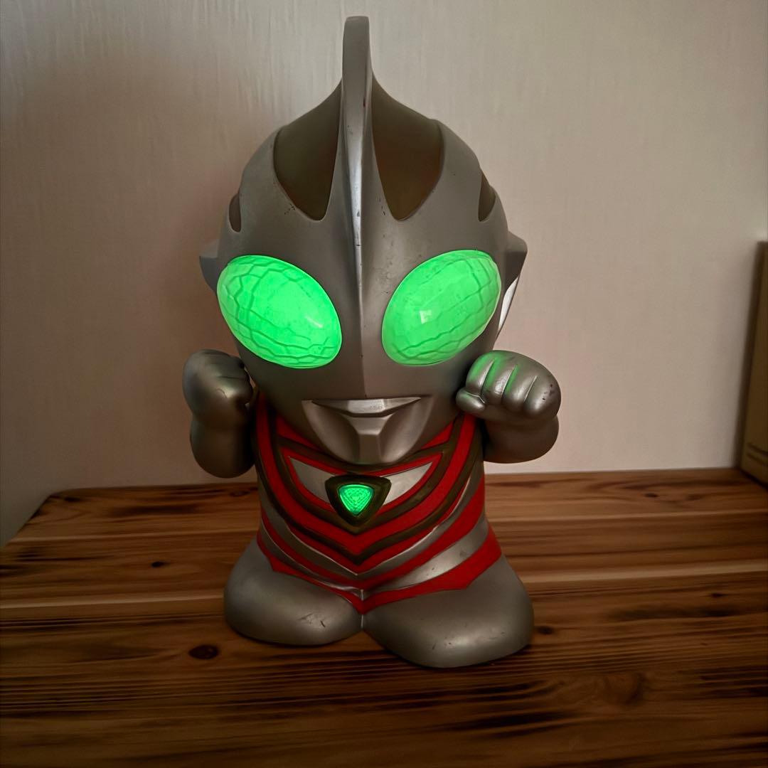 【動作確認済み】ウルトラマン貯金箱　ガイア　　喋る　巨大貯金箱　高さ約35cm