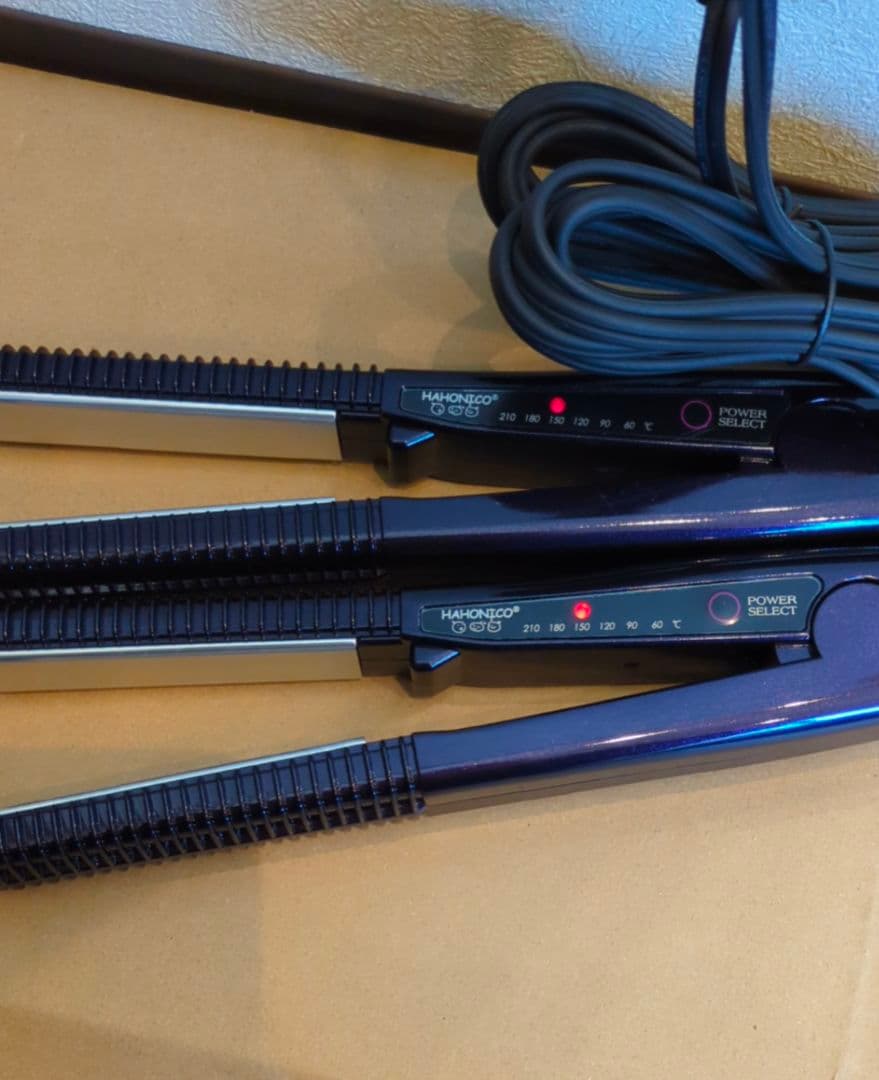 ハホニコ　ストレートヘアアイロン 日本製　２台