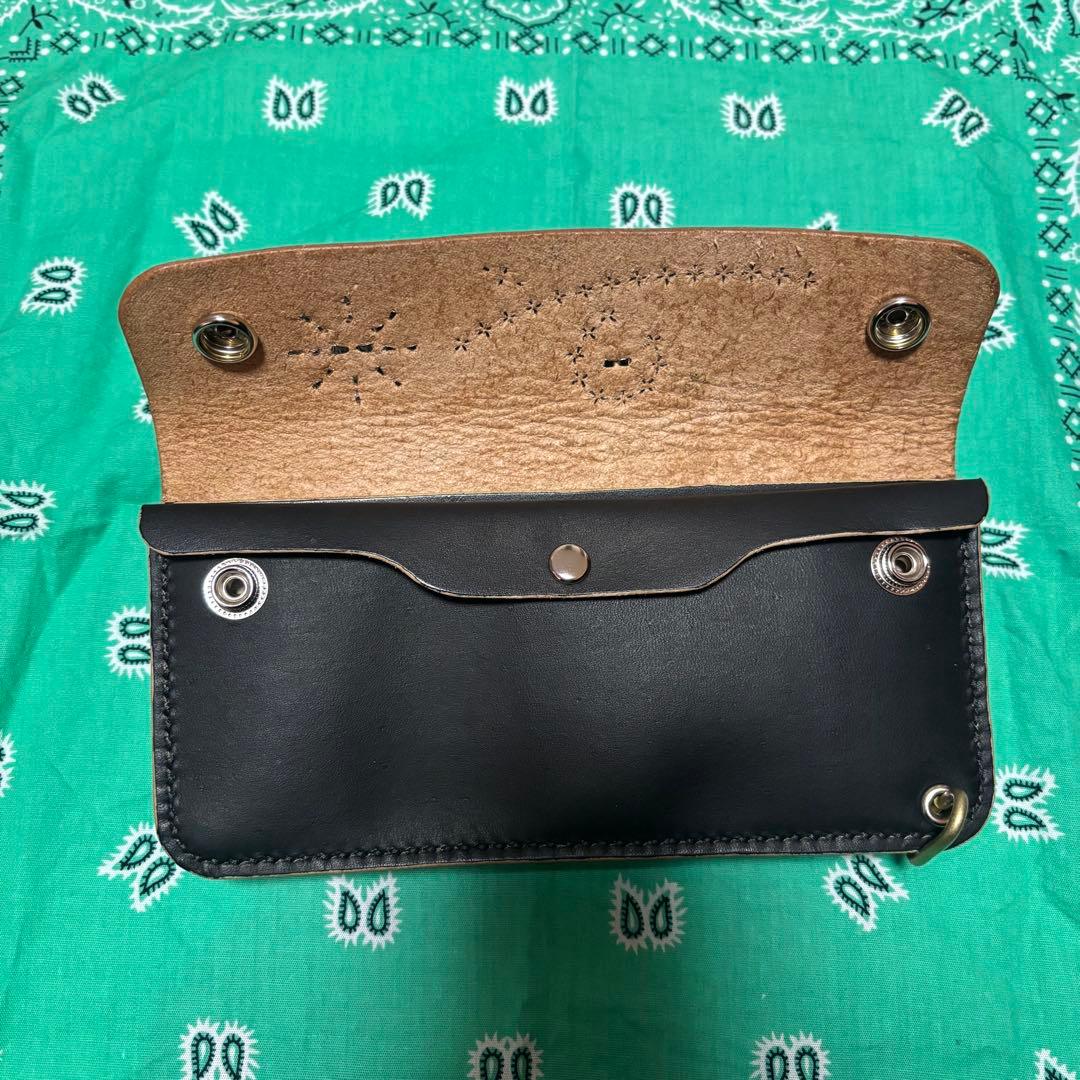 ロングトラッカーウォレット　三層　ヌメ革　丘染め　スタッズ　ハンドメイド