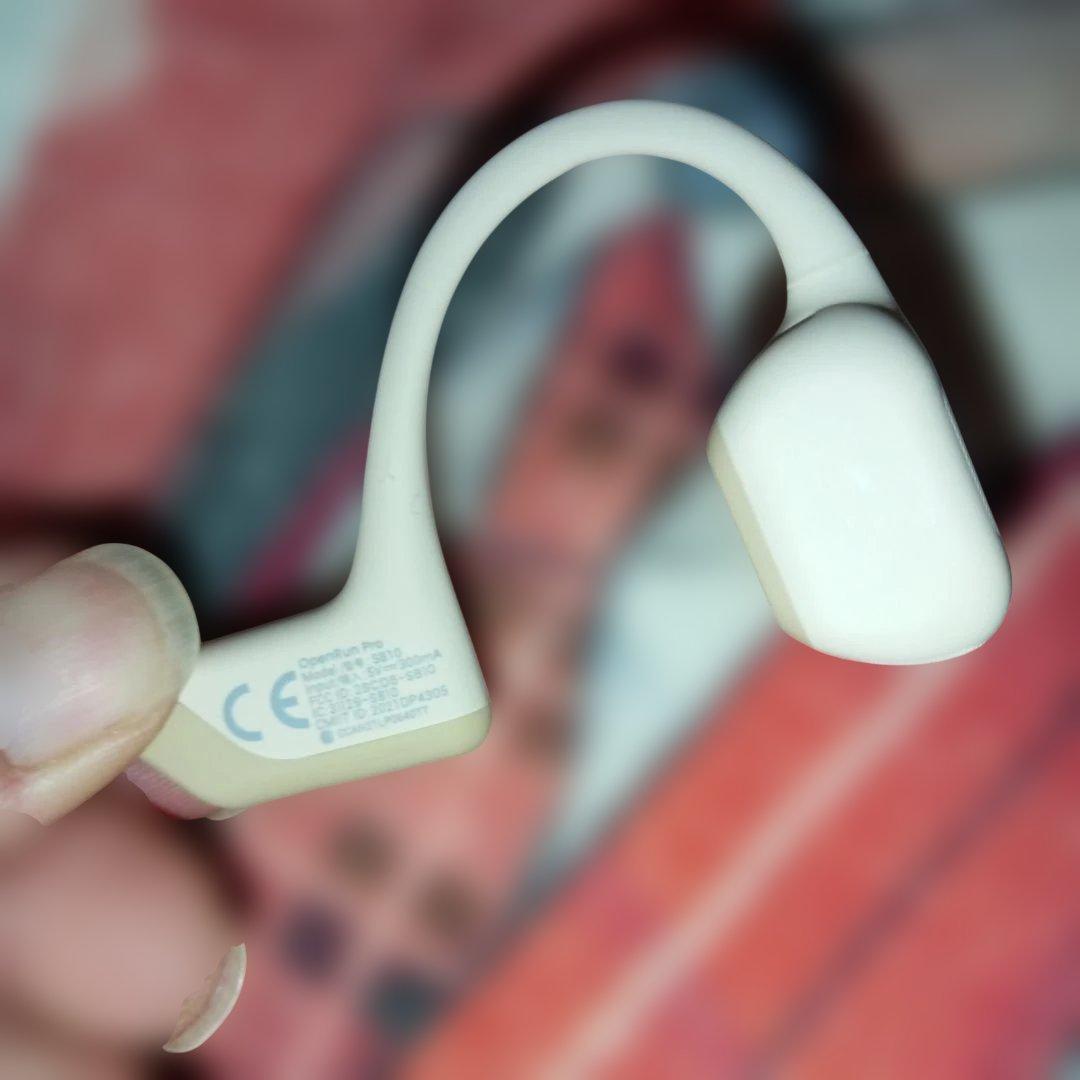 シ*ー様 【音抜群★】SHOKZ Openrun Pro S810 骨伝導イヤホ