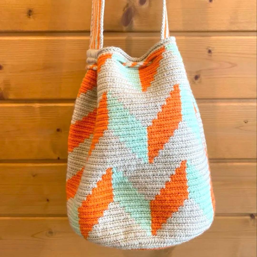 ワユーバッグ wayuubag 1点もの ハンドメイドバッグ 手編み Mサイズ