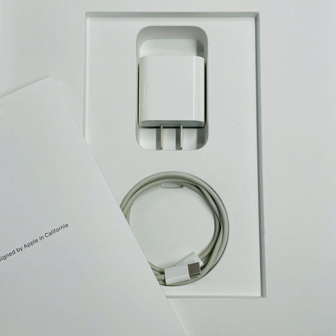 iPad Pro 12.9 第4世代 256GB MXF52J/A