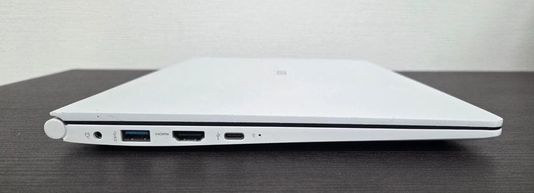 LG gram 14インチ/ i5 / 16Gb / 256Gb /オフィス