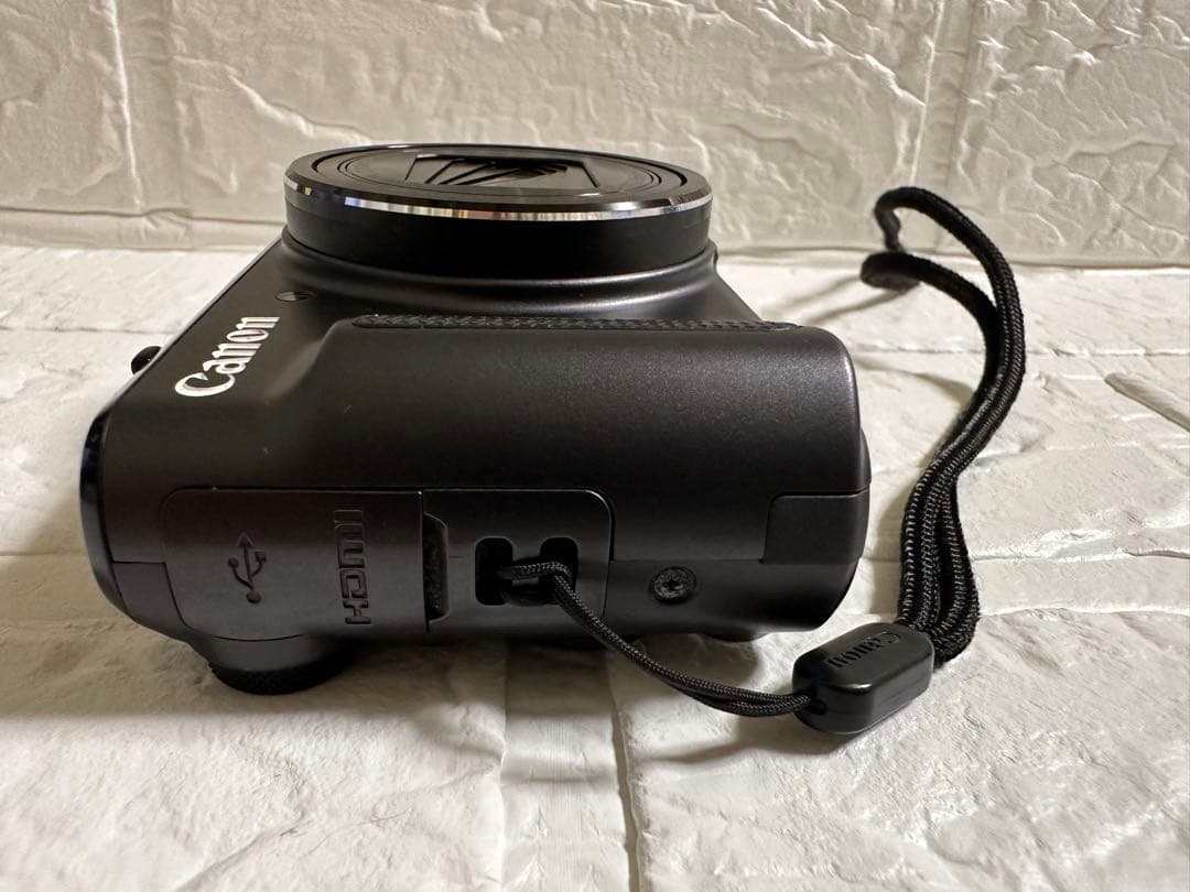 Canon PowerShot SX720 HS／ブラック／HAKUBAケース付