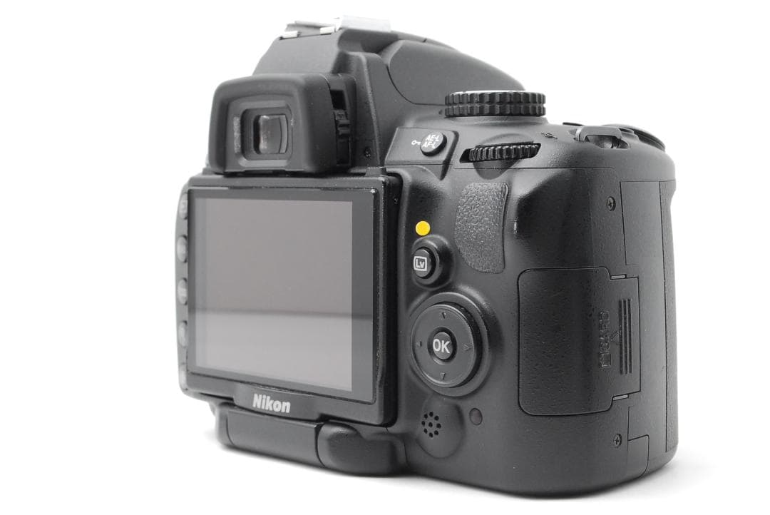 Nikon D5000　スマホ転送　自撮り　バリアングル液晶　動画対応　卒業