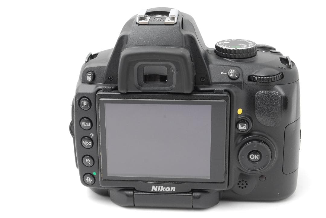 Nikon D5000　スマホ転送　自撮り　バリアングル液晶　動画対応　卒業