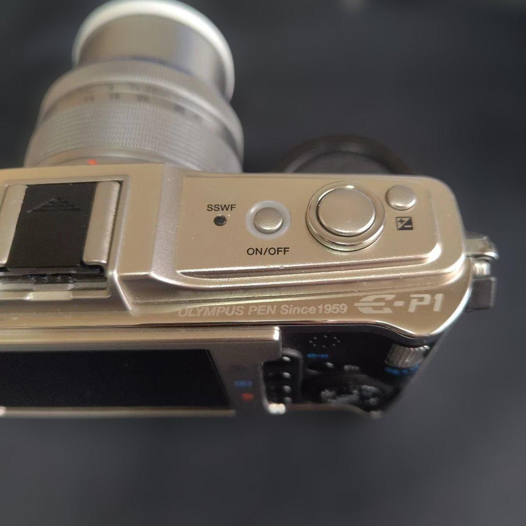 OLYMPUS ミラーレス一眼 PEN E-P1 14-42mm　難あり