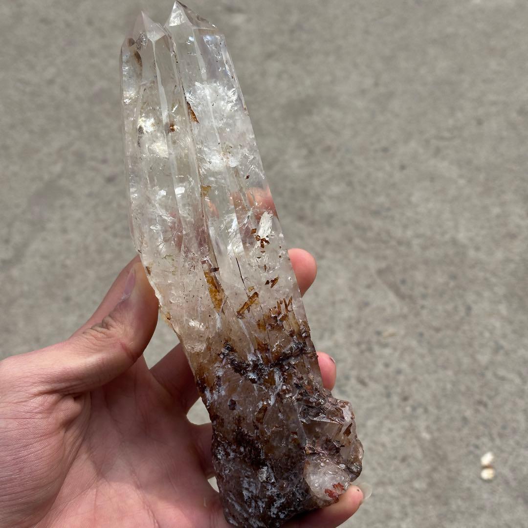 天然石水晶のWポイント　置物　ご購入前に在庫確認必要G.832