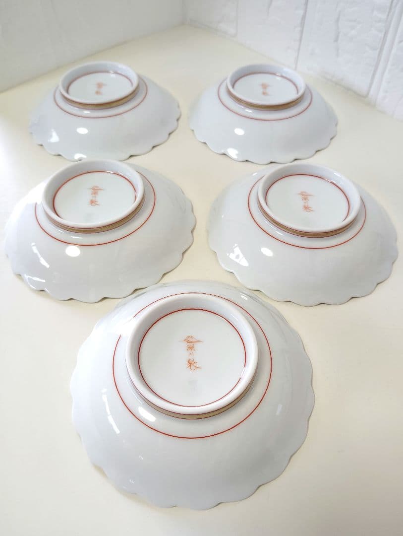 深川製磁　極美品　赤絵丸紋　銘々皿　5枚と染錦花丸紋　箸置き　1個