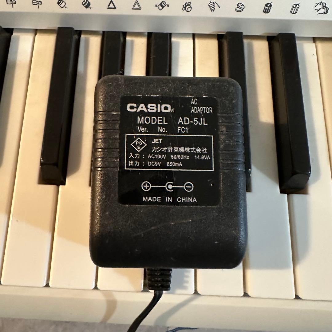 CASIO カシオ　電子ピアノ　電子キーボード　LK-208