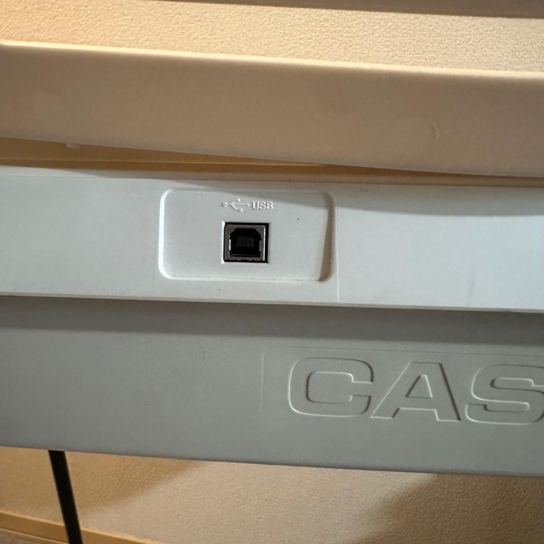 CASIO カシオ　電子ピアノ　電子キーボード　LK-208