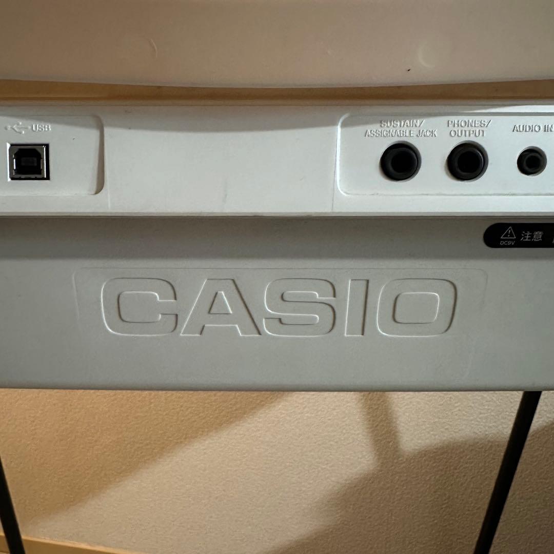 CASIO カシオ　電子ピアノ　電子キーボード　LK-208