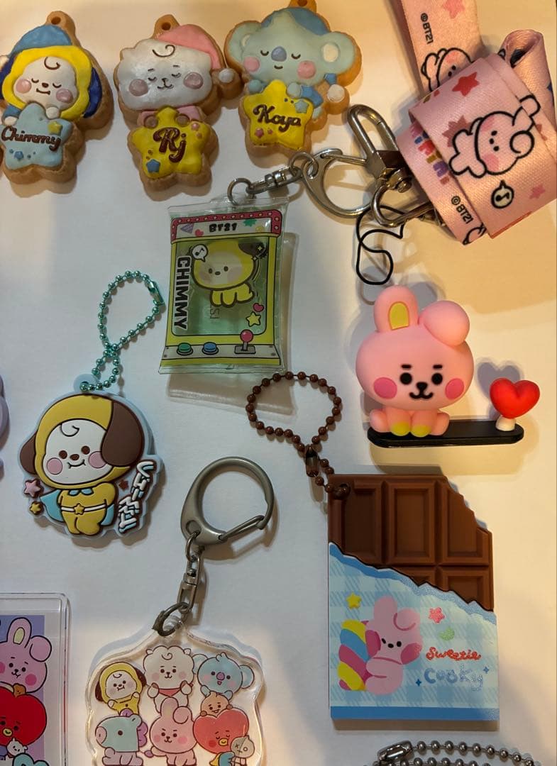 BT21 キーホルダー チャーム マグネット アクスタ　グッズ　まとめ売り