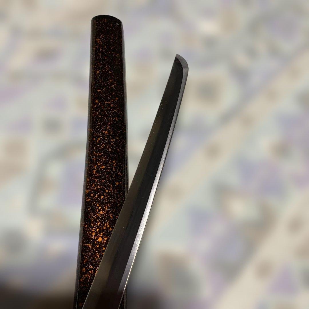 模造大刀 金茶柄 雲龍楕円鍔 黒粒梨地呂鞘