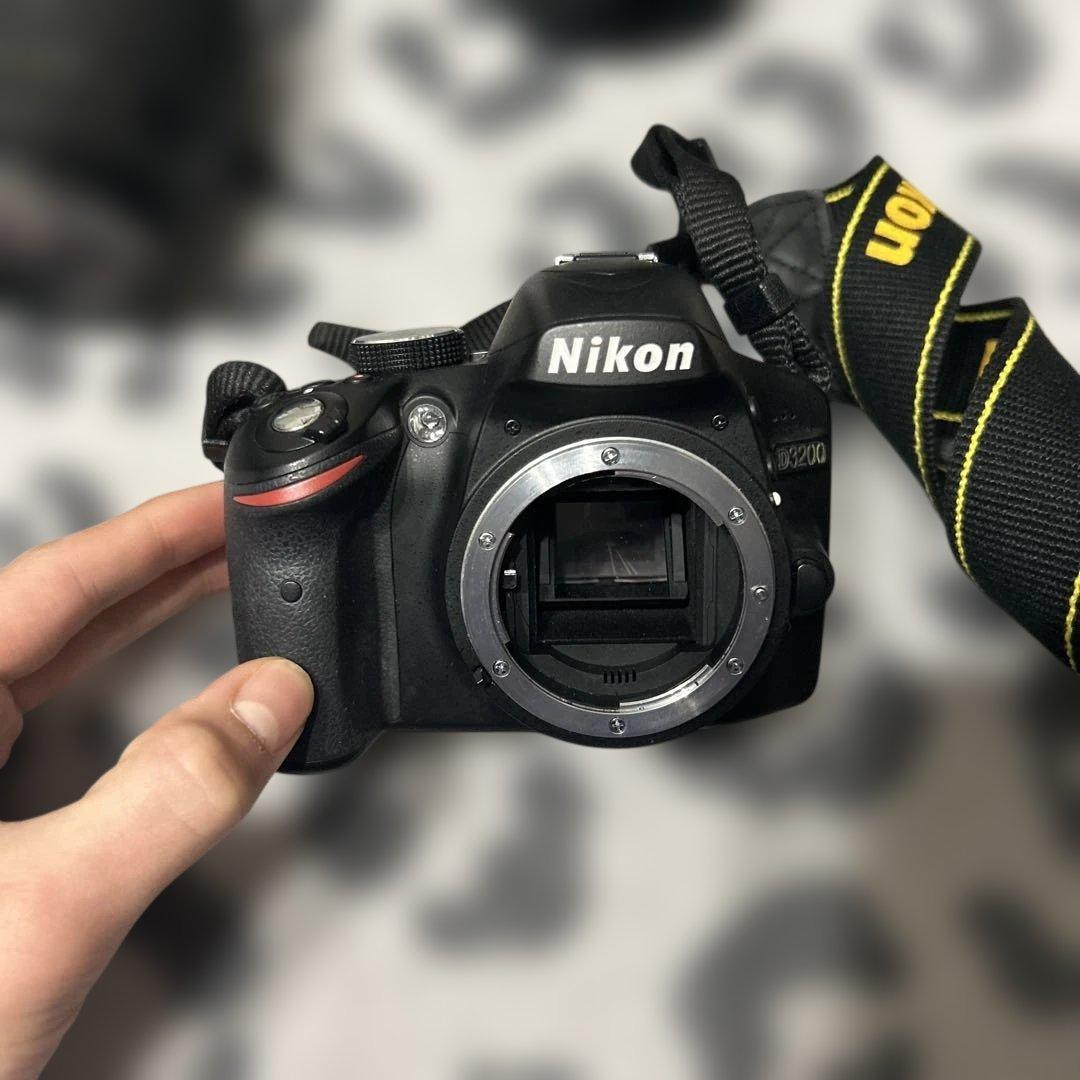 四*葉様 Nikon D3200 ＋ Nikonレンズ×3その他セット