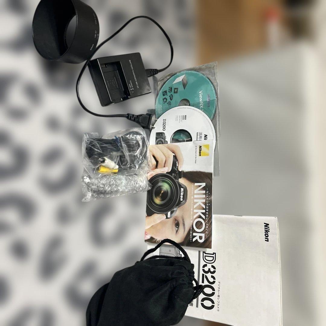 四*葉様 Nikon D3200 ＋ Nikonレンズ×3その他セット