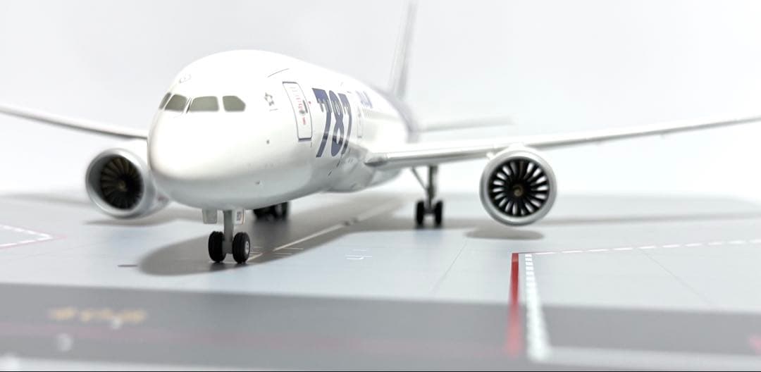 全日空商事 1/200 B787-8 ANA初号機 NH20054