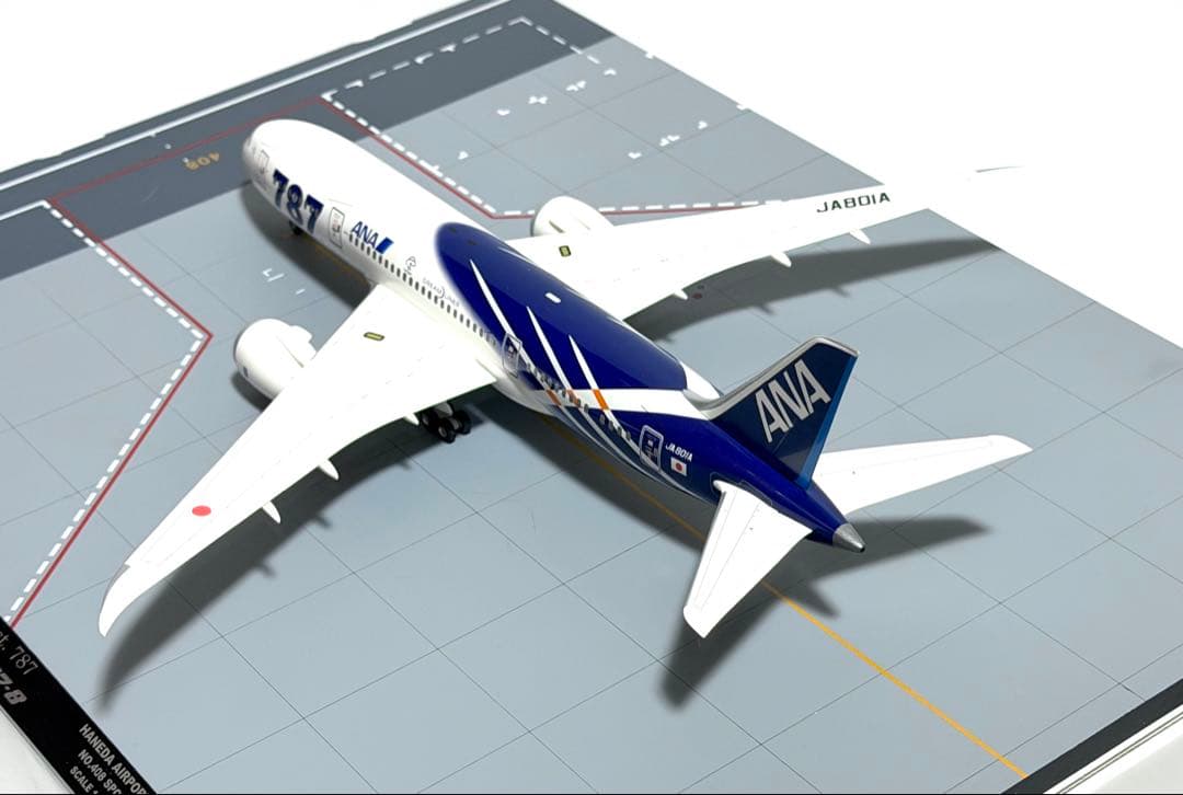 全日空商事 1/200 B787-8 ANA初号機 NH20054