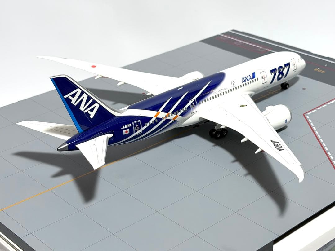 全日空商事 1/200 B787-8 ANA初号機 NH20054