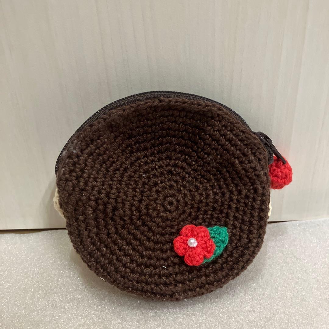 ハンドメイド　ポーチ　紐付き編みぐるみ　おさるさん