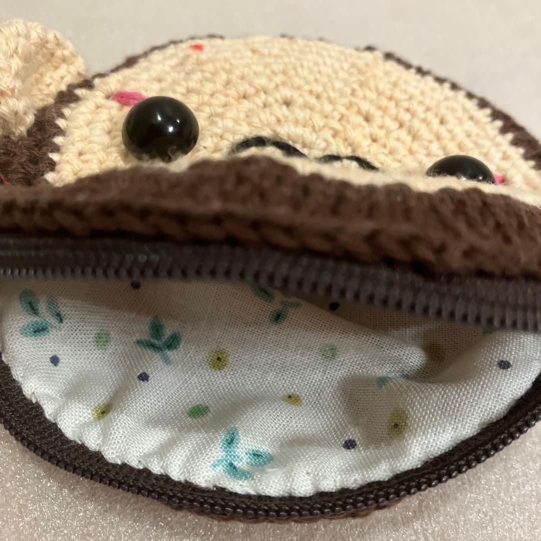 ハンドメイド　ポーチ　紐付き編みぐるみ　おさるさん